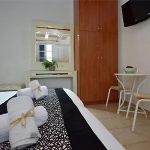  Apartment Adonis